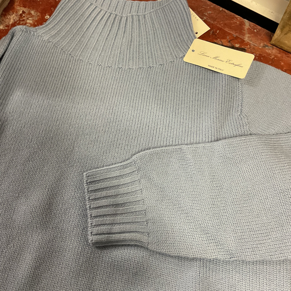 Maglione celeste in pura lana